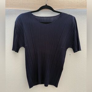 Pleats Please Navy t-shirt